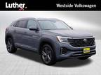 2024 Volkswagen Atlas Gray