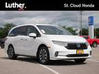 2024 Honda Odyssey Silver|White