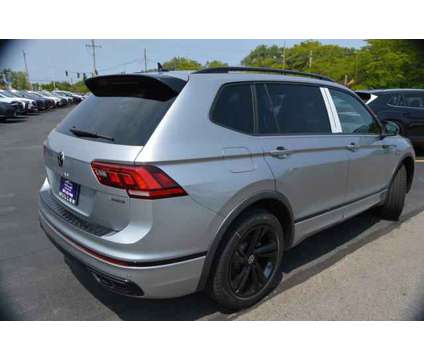 2024 Volkswagen Tiguan 2.0T SE R-Line Black is a Silver 2024 Volkswagen Tiguan 2.0T SUV in Highland Park IL