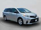 2020 Toyota Sienna L 35567 miles