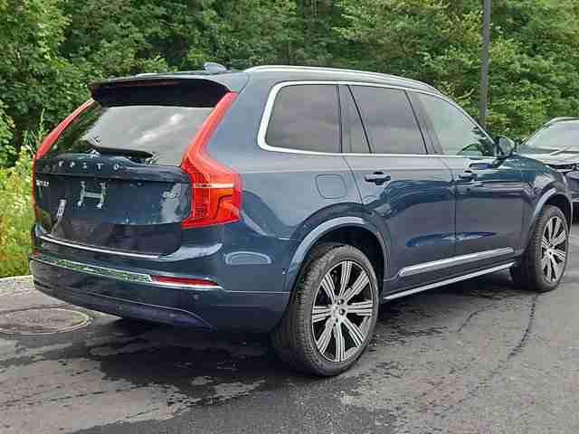 2025 Volvo XC90 Plus