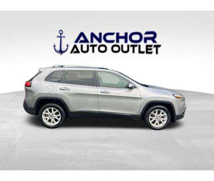 2018 Jeep Cherokee Latitude is a Silver 2018 Jeep Cherokee Latitude SUV in Cary NC