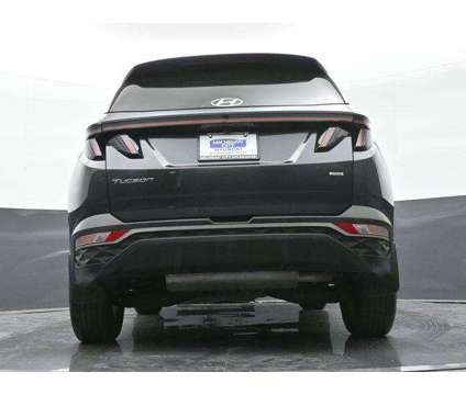 2022 Hyundai Tucson SEL is a Grey 2022 Hyundai Tucson SUV in Michigan City IN