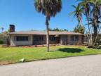 935 Narcissus Ave, Clearwater Beach, FL 33767