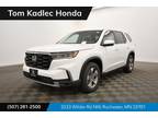 2025 Honda Pilot Silver|White, 12 miles