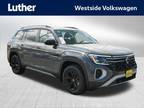 2024 Volkswagen Atlas Gray