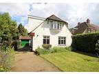 28 Winchelsea Drive, Chelmsford. 3 bed detached house -