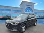 2022 Jeep Cherokee Black, 21K miles