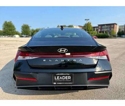 2024 Hyundai Elantra SEL is a Black 2024 Hyundai Elantra Sedan in Lincolnwood IL