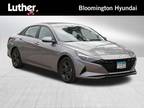 2021 Hyundai Elantra Black, 23K miles