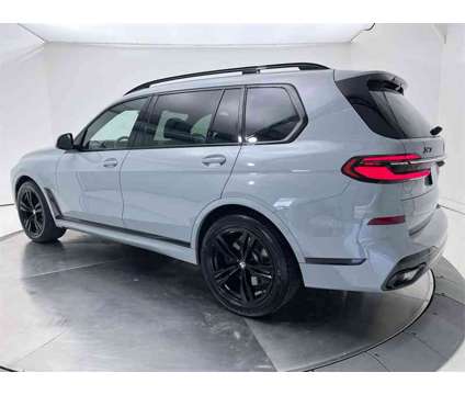 2023 BMW X7 xDrive40i AWD M Sport Navigation is a Grey 2023 xDrive40i SUV in Hendersonville TN