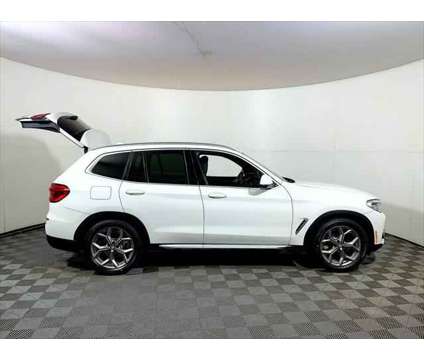 2021 BMW X3 xDrive30e is a White 2021 BMW X3 3.0si SUV in Freeport NY