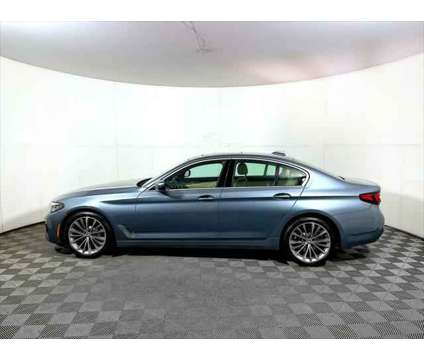 2022 BMW 5 Series i xDrive is a 2022 BMW 5-Series Sedan in Freeport NY