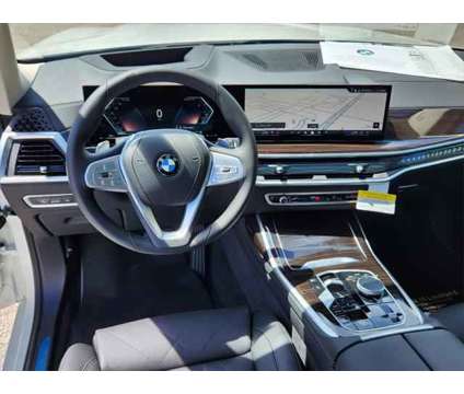 2025 BMW X7 xDrive40i is a White 2025 SUV in Loveland CO