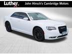 2020 Chrysler 300 White, 99K miles