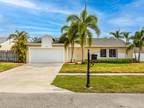 9927 Moss Pond Dr, Boca Raton, FL 33496