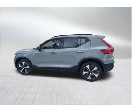 2025 Volvo XC40 B5 Plus Dark Theme is a Grey 2025 Volvo XC40 SUV in Miami FL