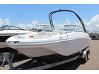 2020 Hurricane SunDeck 217 OB