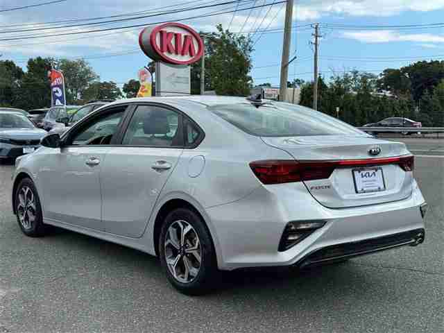 2021 Kia Forte LXS 23052 miles