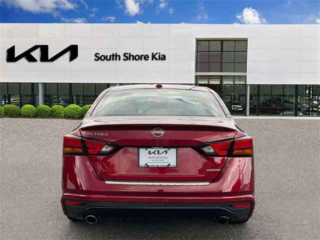 2023 Nissan Altima 2.0 SR 6169 miles