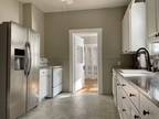 $1,900 - 3 Bedroom 2 Bathroom Apartment in Alta Vista Neighborhood 717 W French