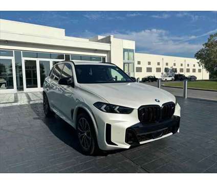 2025 BMW X5 M60i is a White 2025 BMW X5 3.0si SUV in Mechanicsburg PA