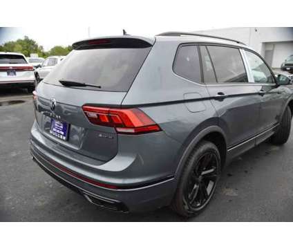 2024 Volkswagen Tiguan 2.0T SE R-Line Black is a Grey, Silver 2024 Volkswagen Tiguan 2.0T SUV in Highland Park IL