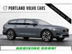 2022 Volvo V90 Cross Country B6