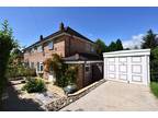 Sandringham Drive, Leeds, West Yorkshire 3 bed semi-detached house -