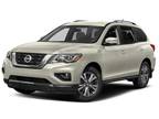 2017 Nissan Pathfinder White, 81K miles