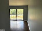 Hanover Pkwy Apt,greenbelt, Flat For Rent