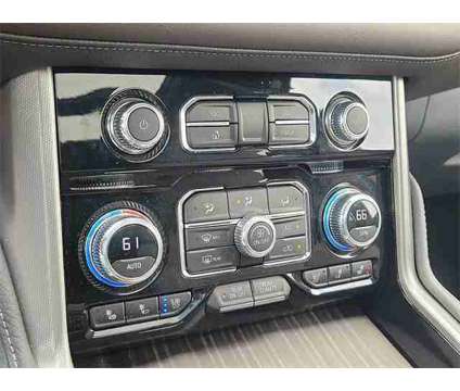 2023 GMC Yukon XL 4WD Denali is a Silver 2023 GMC Yukon XL 2500 Trim SUV in Mechanicsburg PA