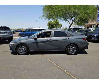 2024 Hyundai Elantra SEL is a Grey 2024 Hyundai Elantra Sedan in Apache Junction AZ