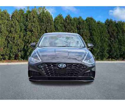 2021 Hyundai Sonata Limited is a Black 2021 Hyundai Sonata Limited Sedan in Macomb MI