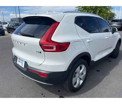 2020 Volvo XC40 Momentum is a White 2020 Volvo XC40 SUV in Billings MT