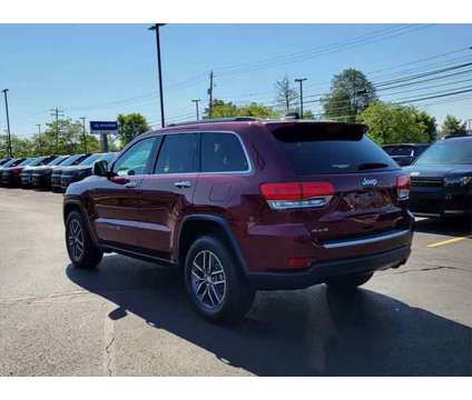 2018 Jeep Grand Cherokee Limited 4x4 is a Red 2018 Jeep grand cherokee Limited SUV in Brunswick OH