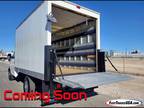 2017 Chevrolet Express 3500 BOX TRUCK / CUBE VAN 4.8