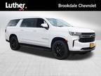 2024 Chevrolet Suburban White