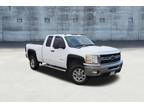 2011 Chevrolet Silverado 2500 White, 118K miles