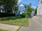 147 Wentworth Ave, Cranston, RI 02905 - MLS 1364132