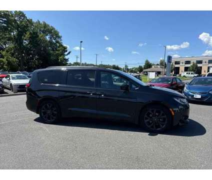 2020 Chrysler Pacifica 35th Anniversary Touring L Plus is a Black 2020 Chrysler Pacifica Touring Car for Sale in Shrewsbury NJ