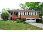 10325 Gainsborough Rd, Potomac, MD 20854