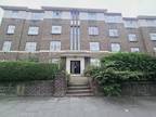 Windsor Court, Golders Green Road, NW11 2 bed flat for sale -