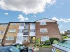 Windsor Court, London N14 1 bed flat to rent - £1,475 pcm (£340 pw)