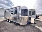 2014 Airstream International Signature 23D