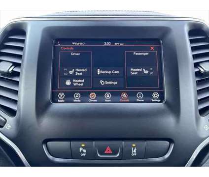 2021 Jeep Cherokee Latitude Lux 4X4 is a Grey 2021 Jeep Cherokee Latitude SUV in Dubuque IA