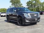 2017 Cadillac Escalade Luxury