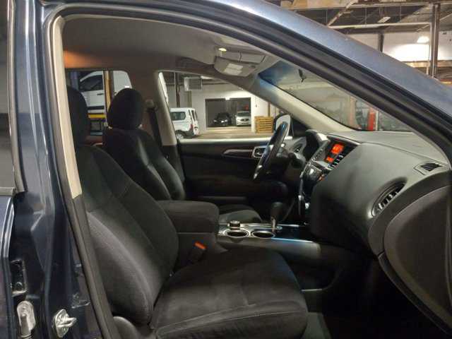 2015 Nissan Pathfinder S 51427 miles