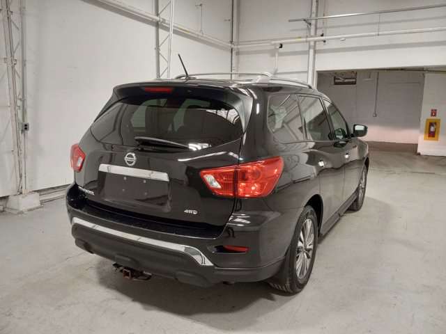 2018 Nissan Pathfinder S 45926 miles