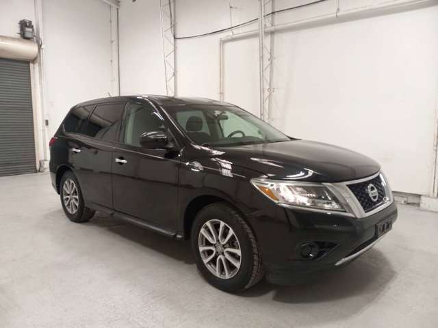 2015 Nissan Pathfinder S 82776 miles